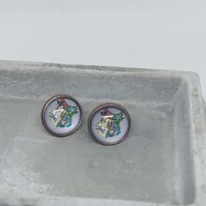 Hogwarts Crest Cabochon stud earrings